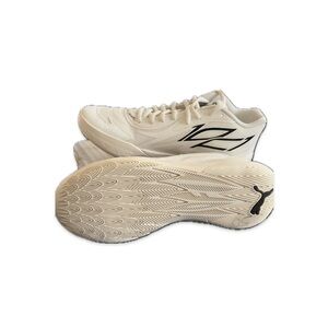 Basketball shoe size 10 Lamelo Ball